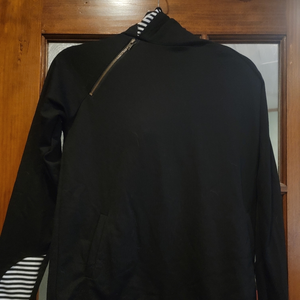 Black Long sleeve shirt